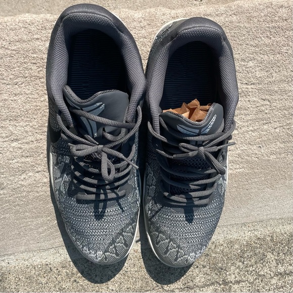 Nike Kobe Mamba Rage in dark grey!  Size 12. Incredible condition! - Picture 4 of 9